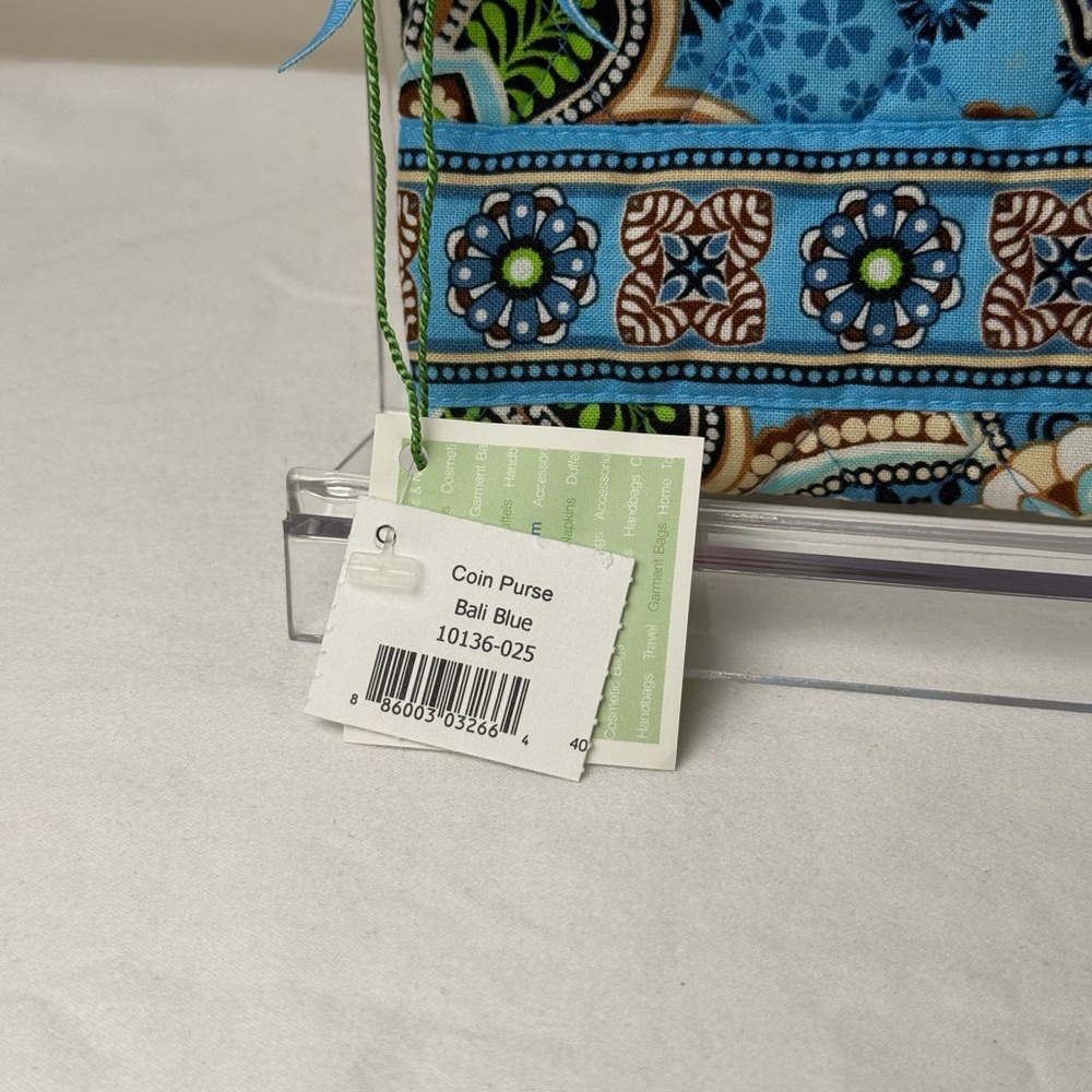 NWT Vera Bradley Bali Blue Coin Purse Retired Pattern - Picture 2 of 5